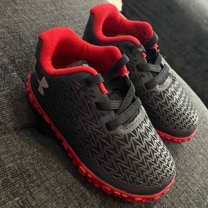 Under Armour Toddler shoes Size 5K